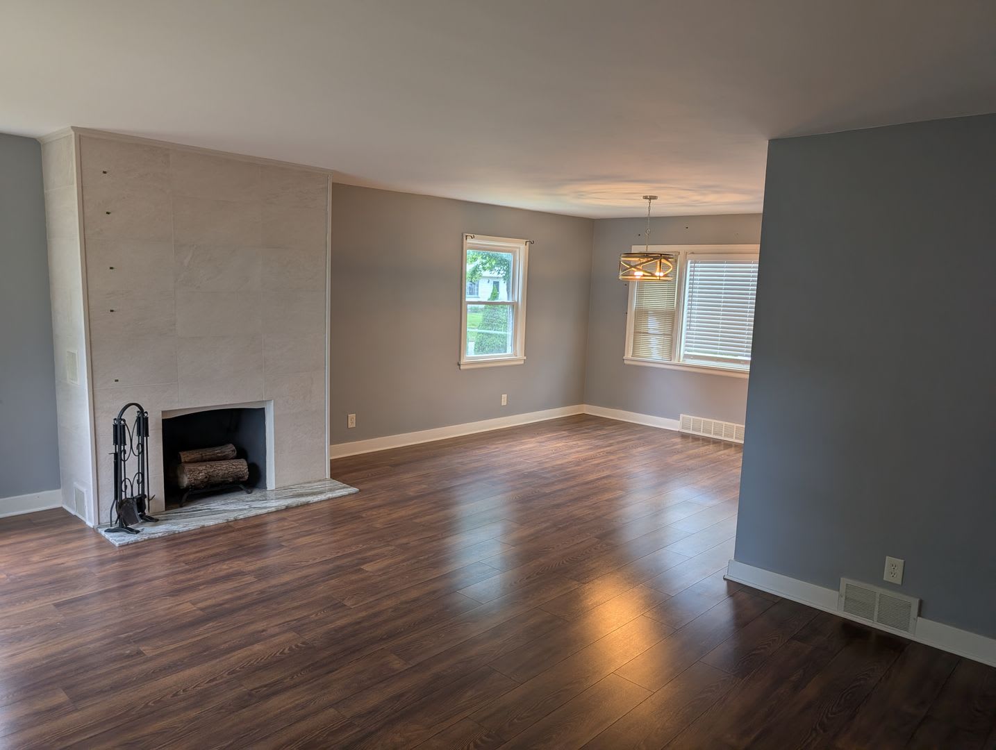 Single Family, (3) bedroom Home in the heart of College Town, (1) bath and (1) Powder Room! – photo 4
