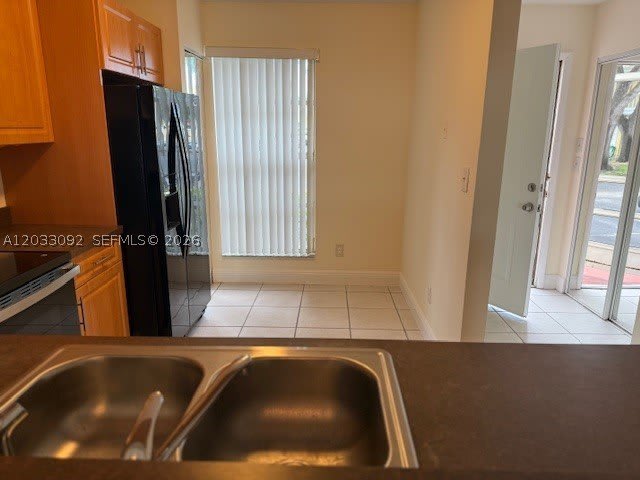 2856 Cambridge Ln – photo 4
