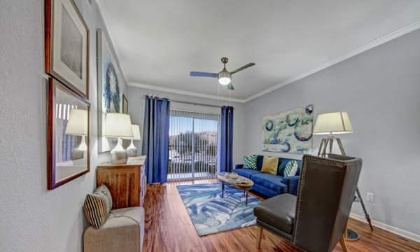 10865 N Loop 1604 W – photo 4