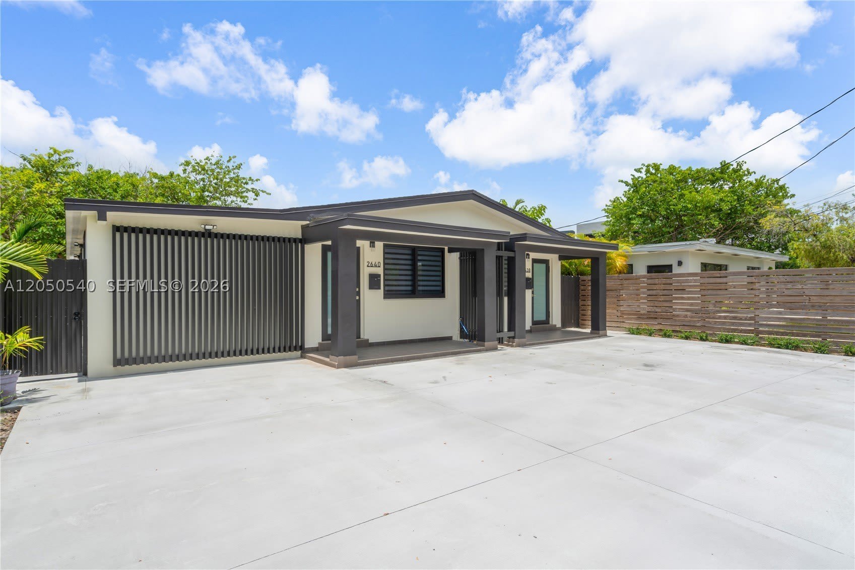 2640 SW 30th Ct – photo 2