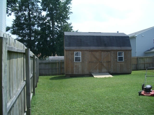 776 Michelle Dr. – photo 2