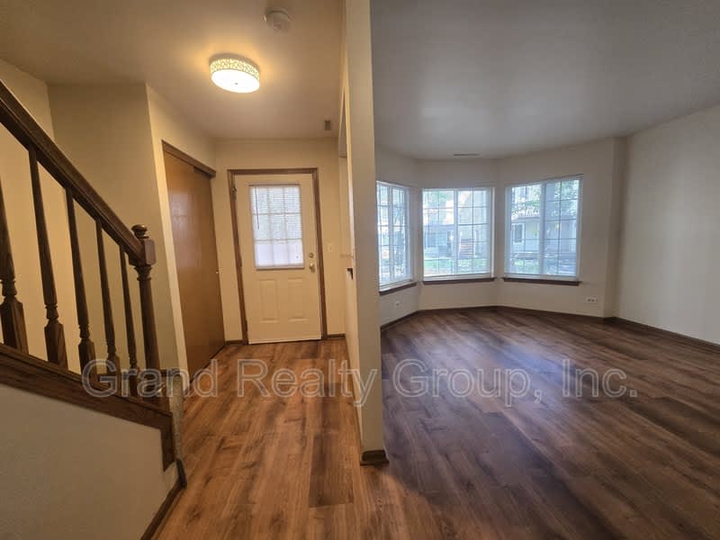 277 West Treehouse Ln – photo 2