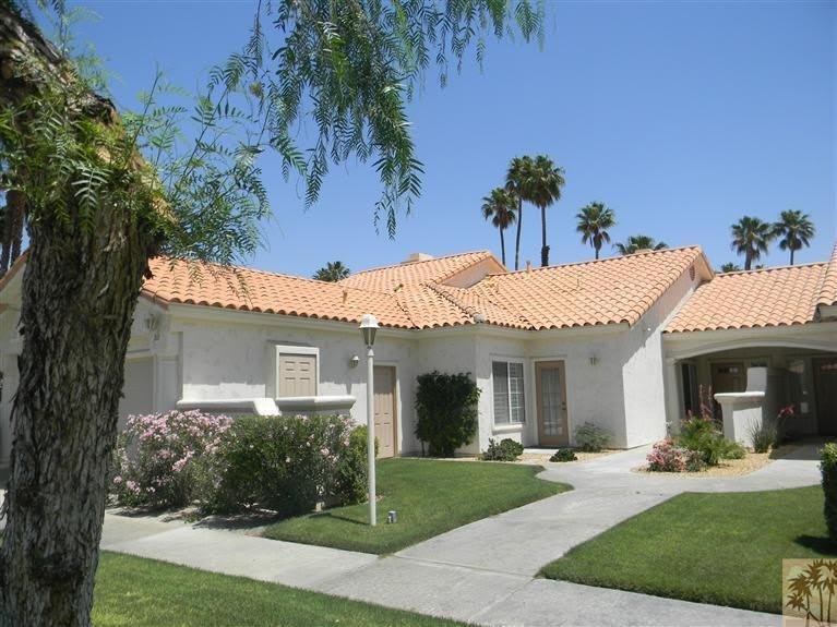 160 Desert Falls Circle – photo 1