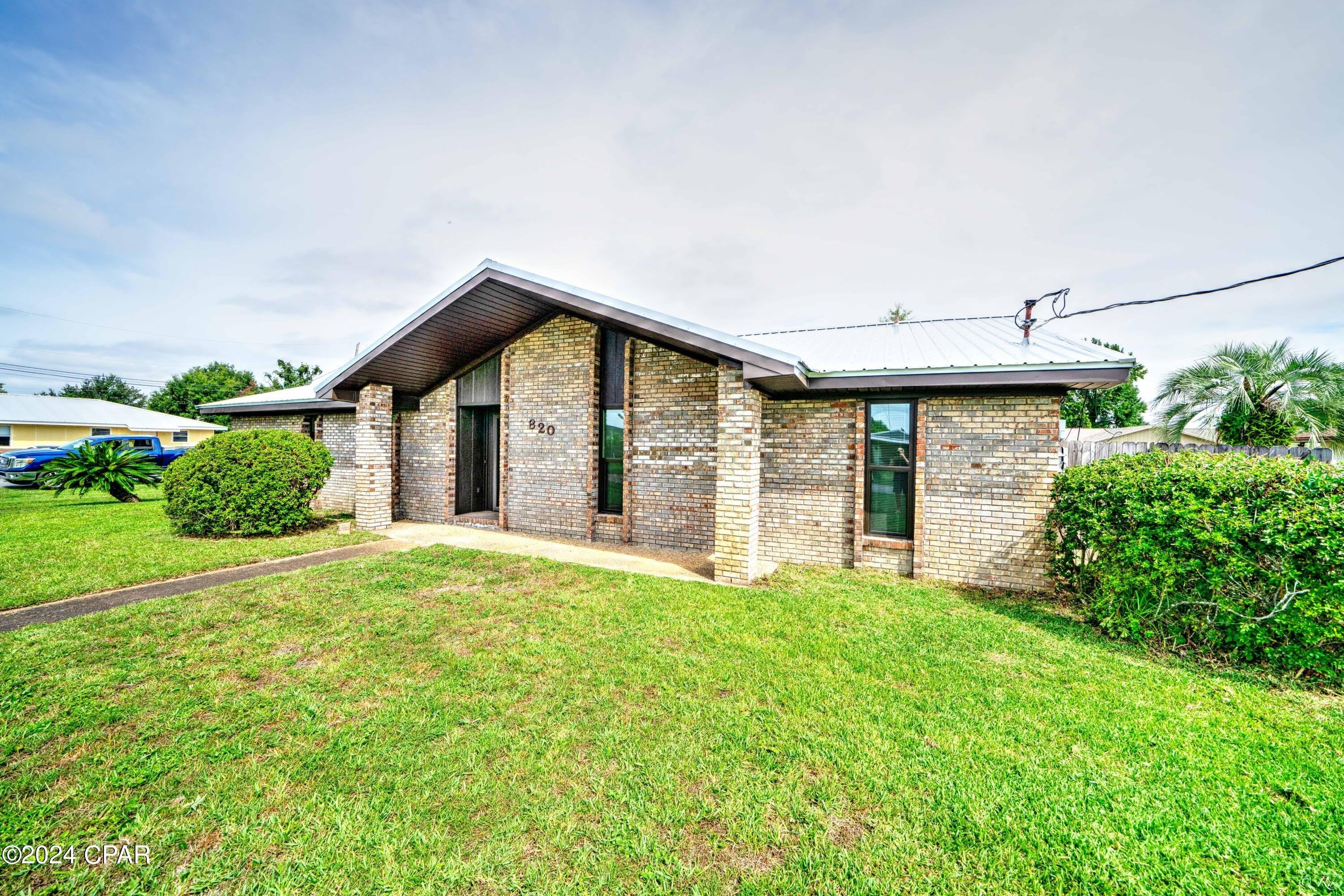 1820 W 24th Street – photo 3