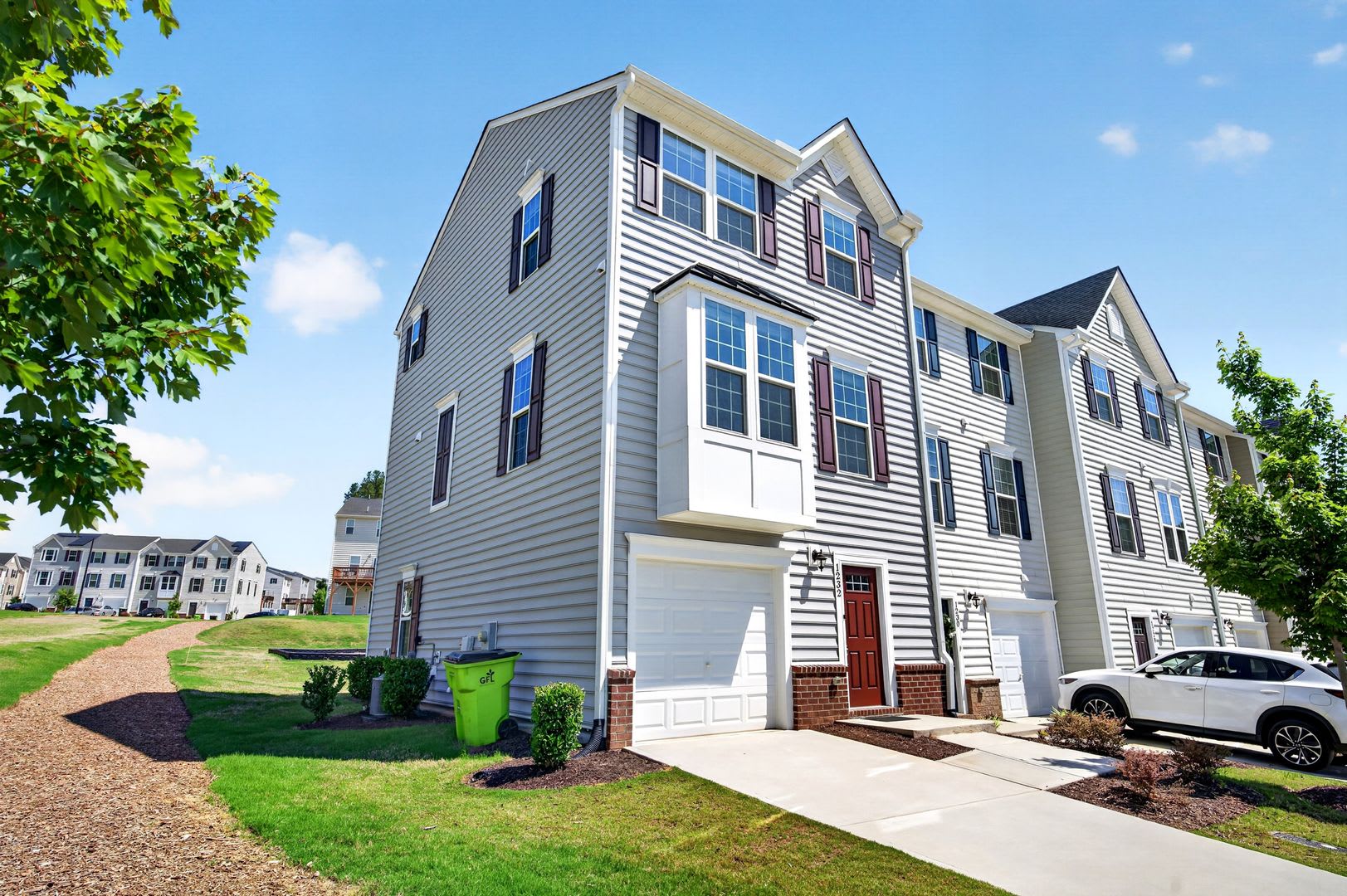 Available Now – 3-Bedroom End-Unit Townhome with 1-Car Garage in Townes at Courtney Creek, Durham – photo 3