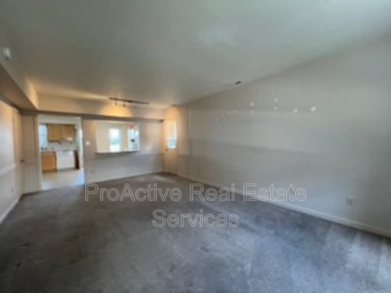 3021 Luxembourg Street A – photo 3