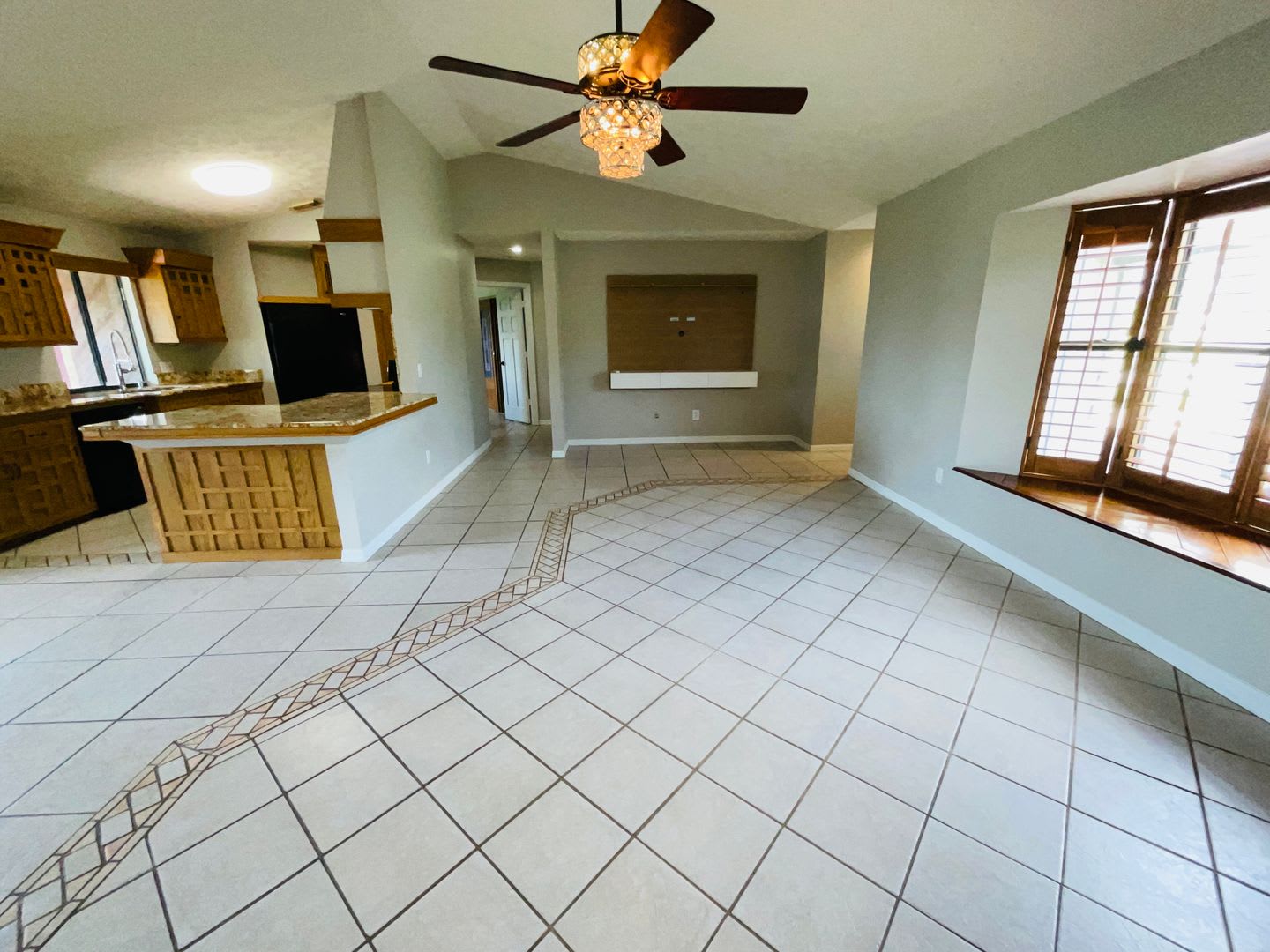 3/2/2 Home Available_Don't miss out! – photo 5