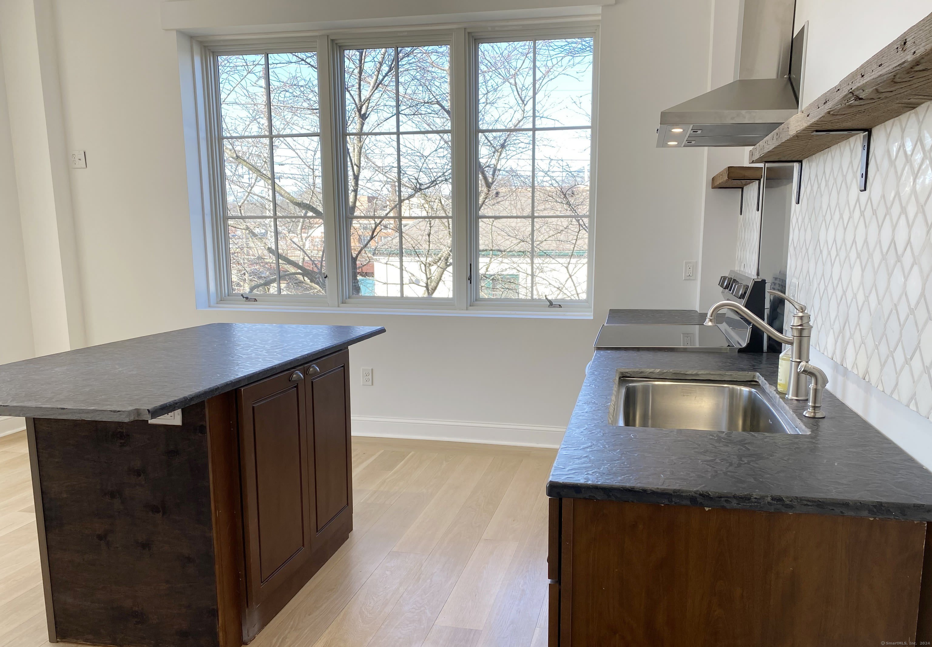 15 River Street – photo 2