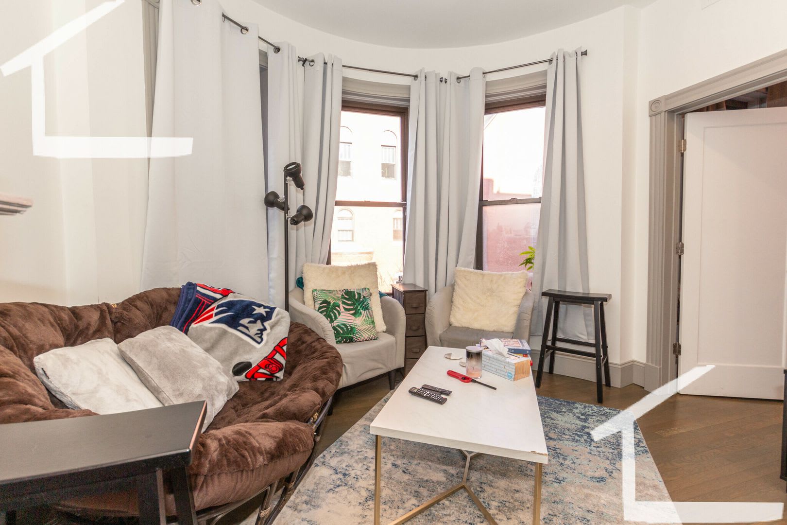 3 bed steps from Berklee – photo 3
