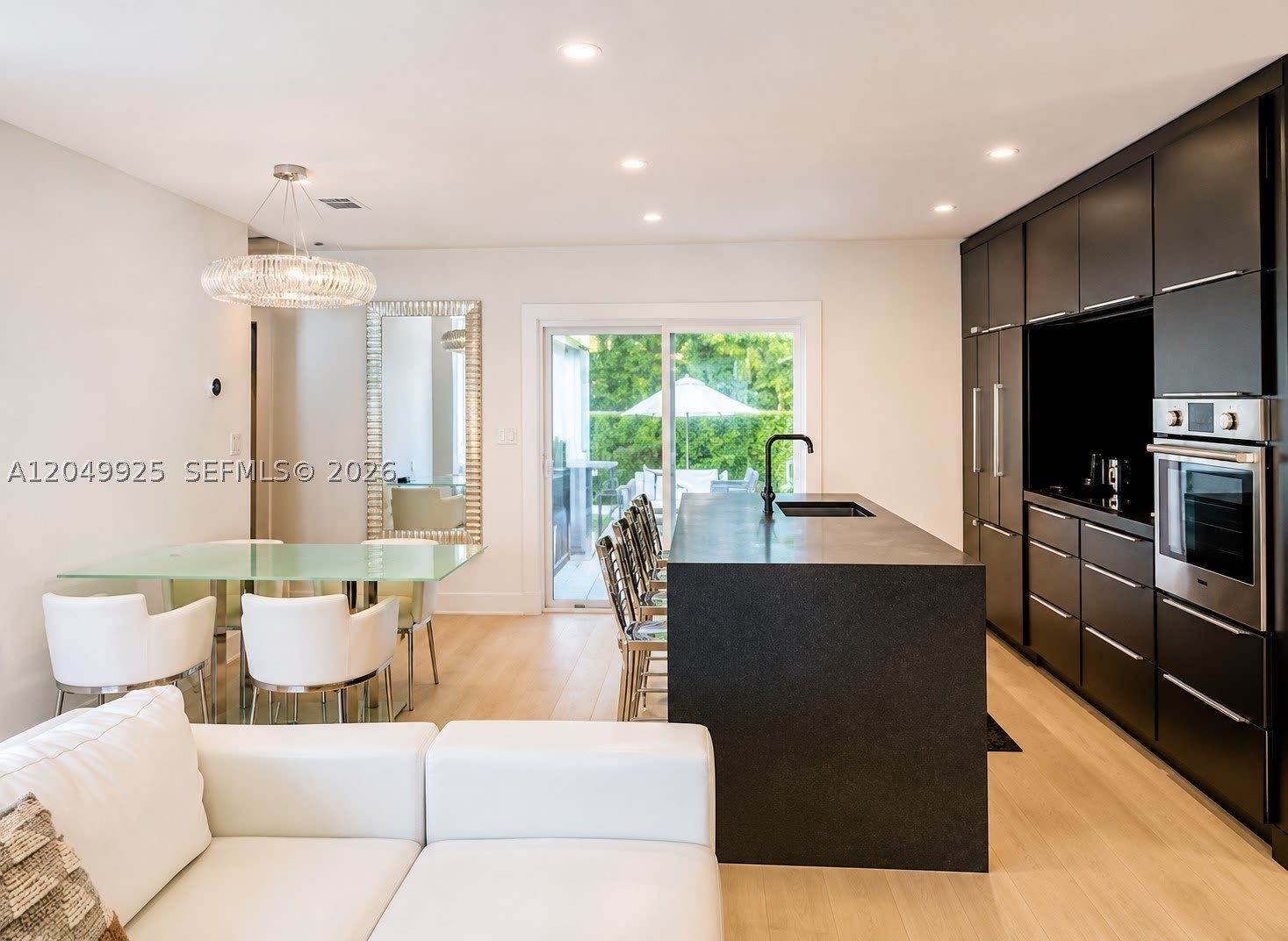 145 NW 40 St – photo 4
