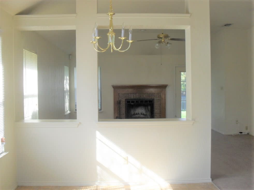 412 Texas St – photo 2
