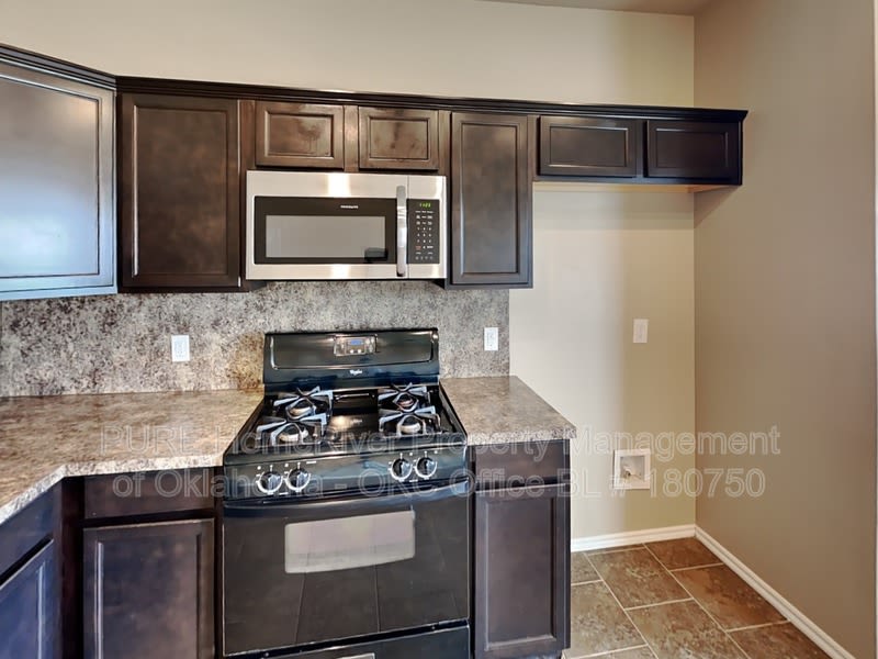 11817 NW 134th St – photo 5