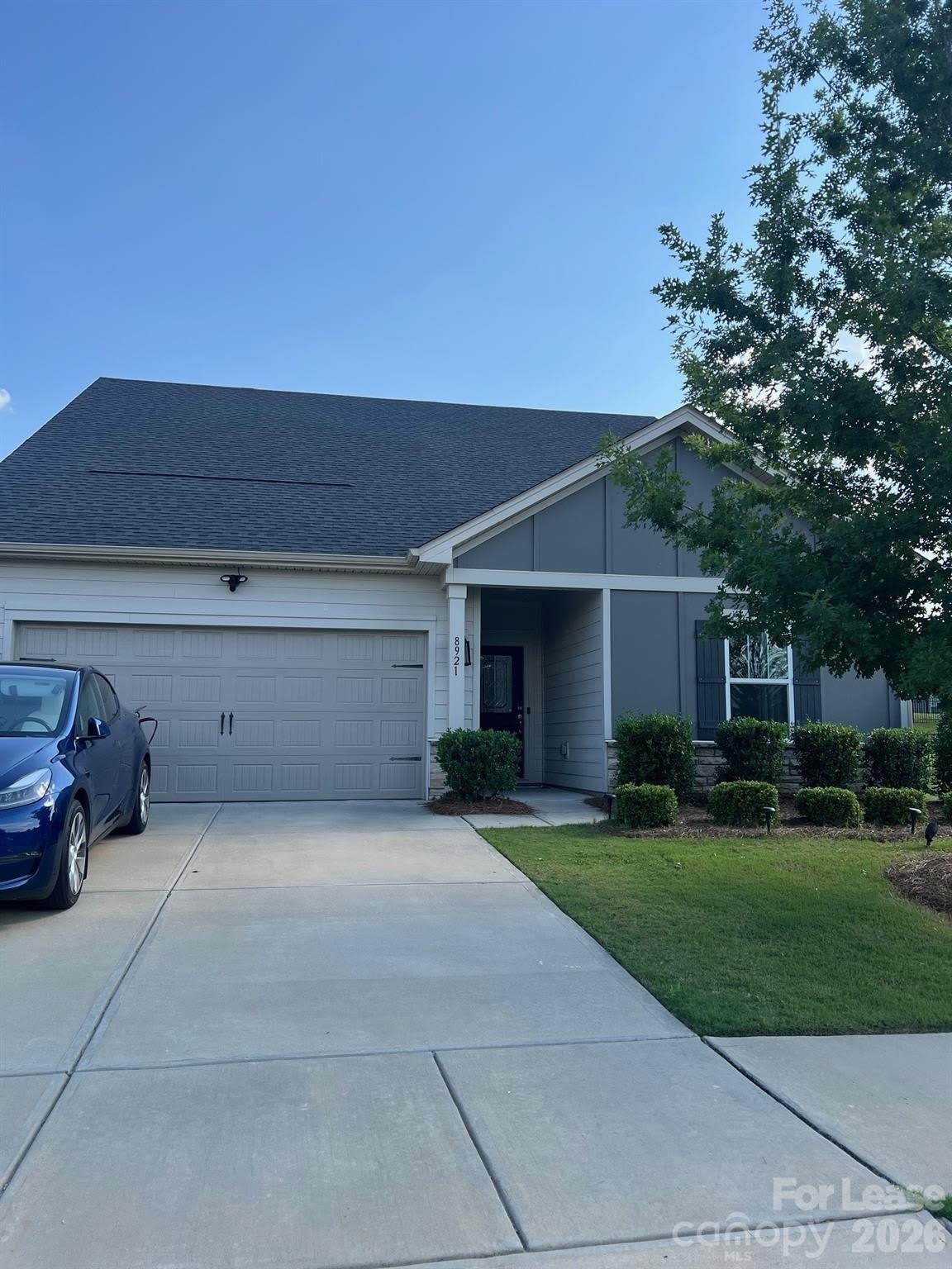 8921 Pennegrove Circle – photo 2