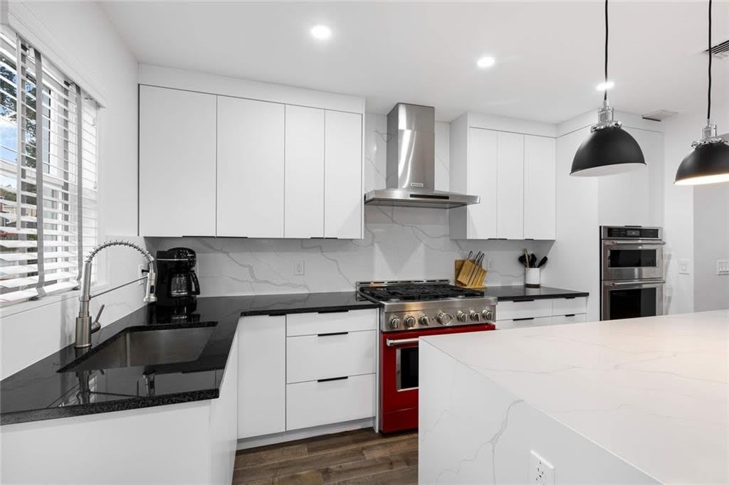 75 78th Street – photo 4