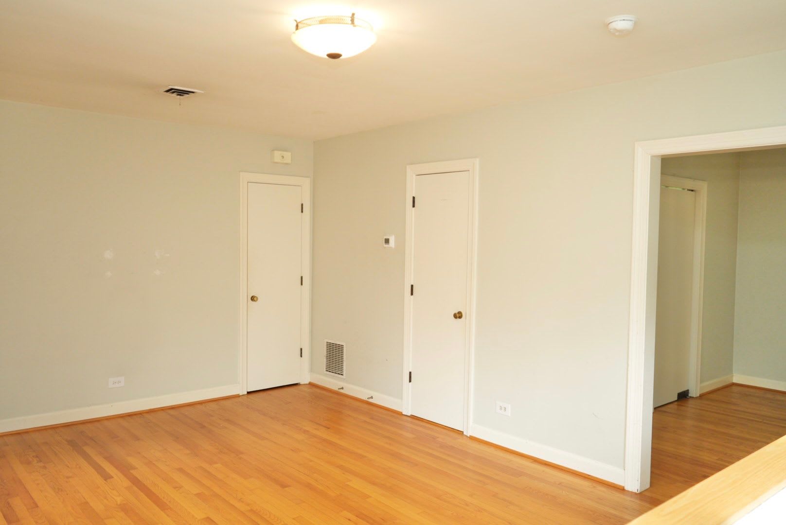101 Bollingwood Rd. – photo 4