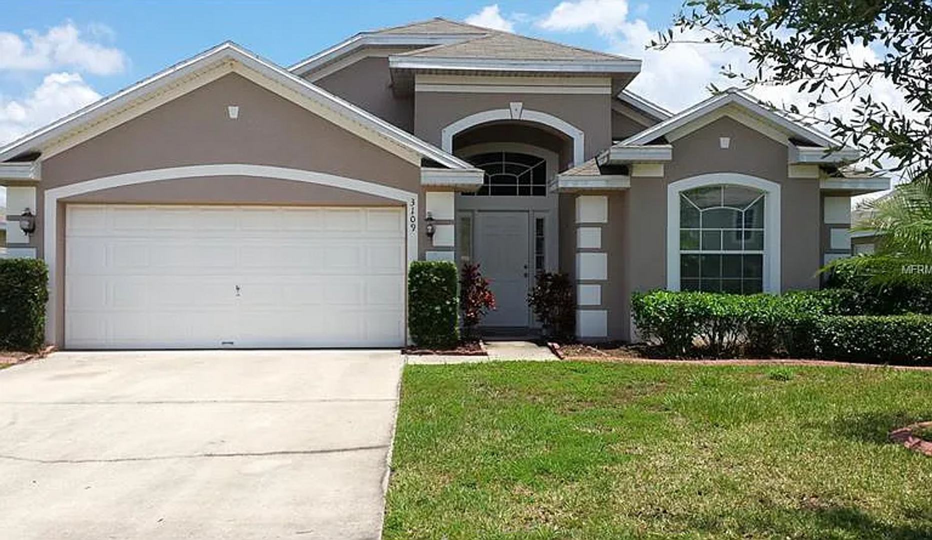 Single family, 3 bedroom, 2 bath in Turnberry Subdivision – photo 2