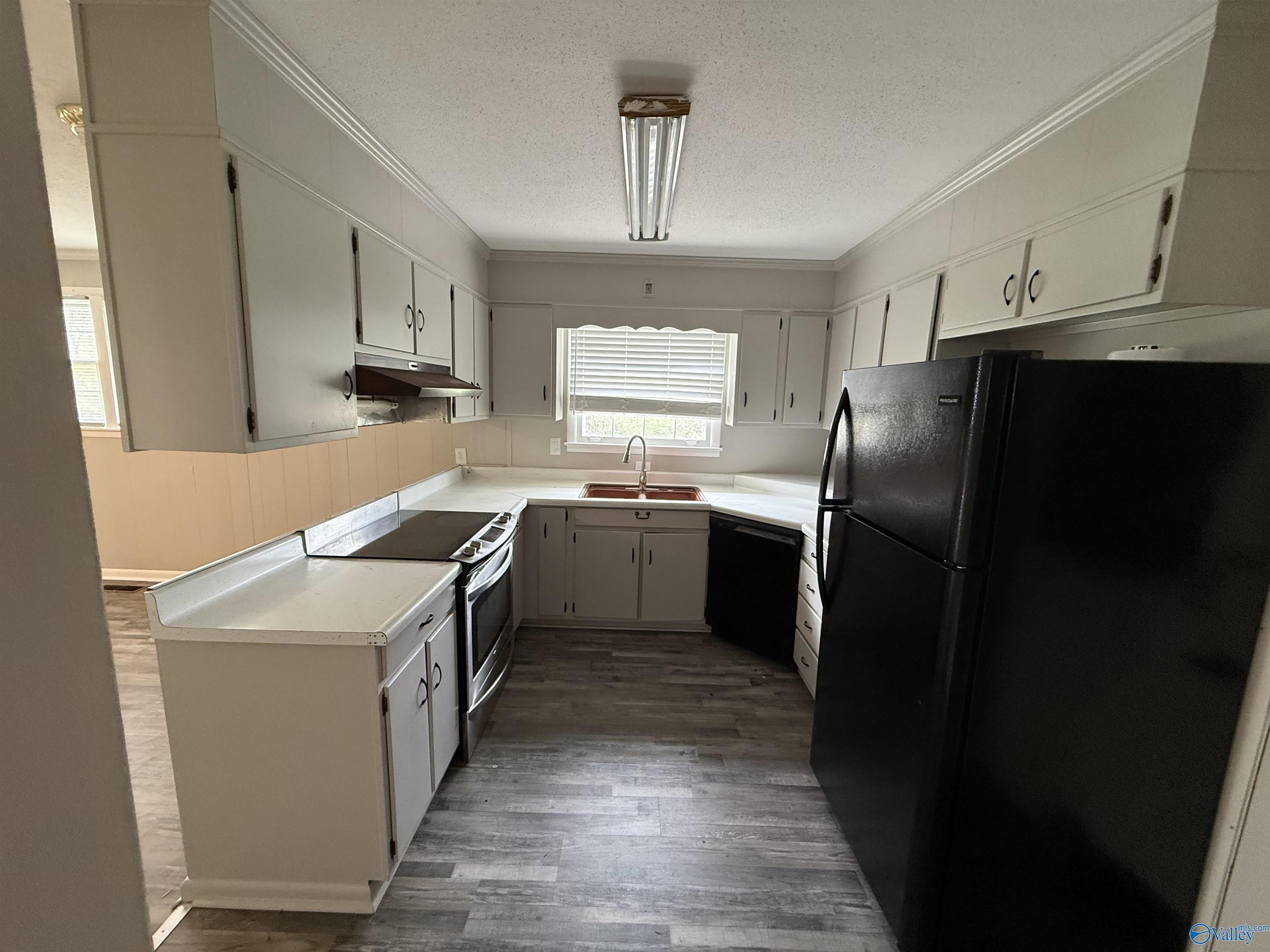 3205 Lewisburg Drive NW – photo 4