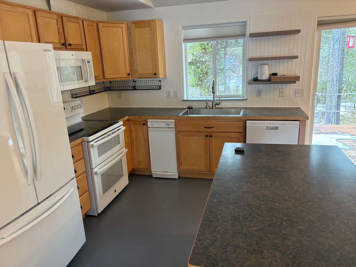 CHECK OUT THIS BEAUTIFUL SUNRIVER HOME – photo 4