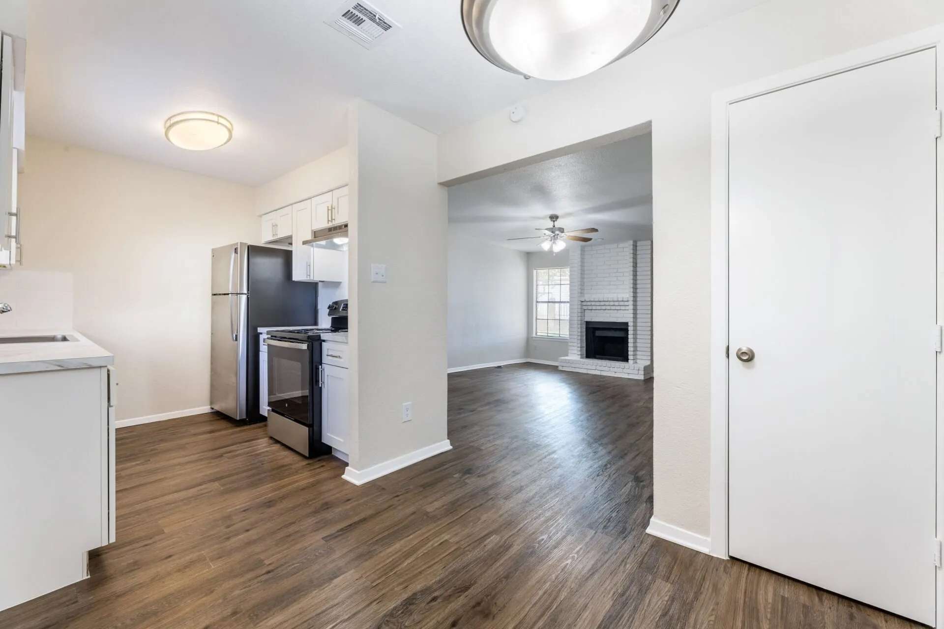 City Lake Townhomes – photo 2