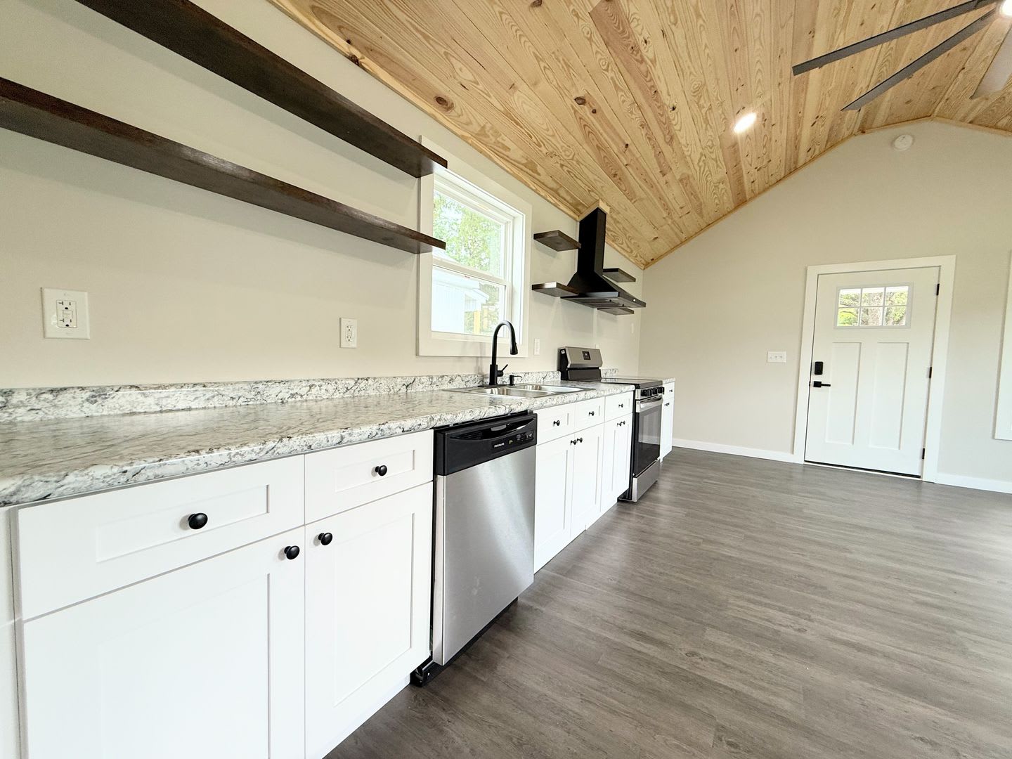 506 1st Ave W – photo 3
