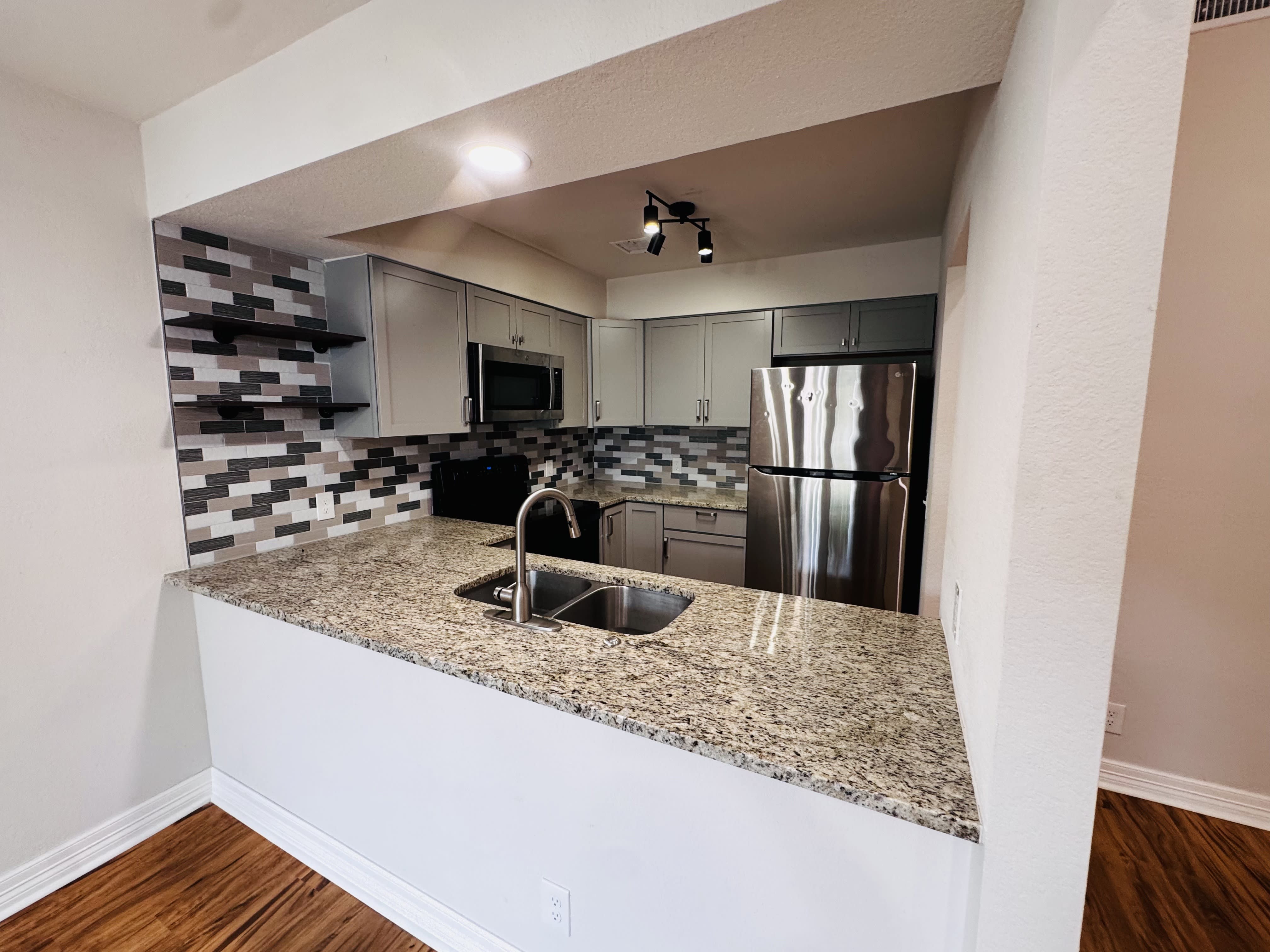 6320 East 89th Place – photo 5