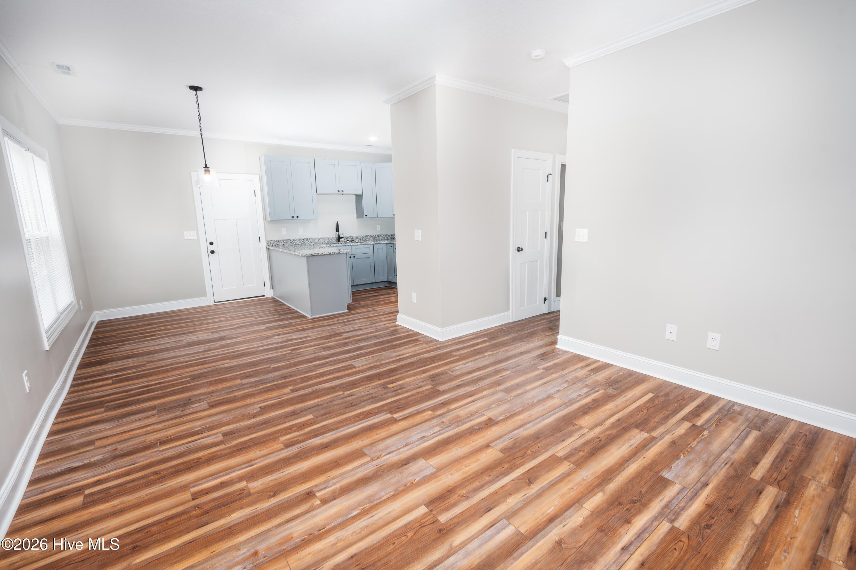 132 Macdonald Boulevard – photo 4