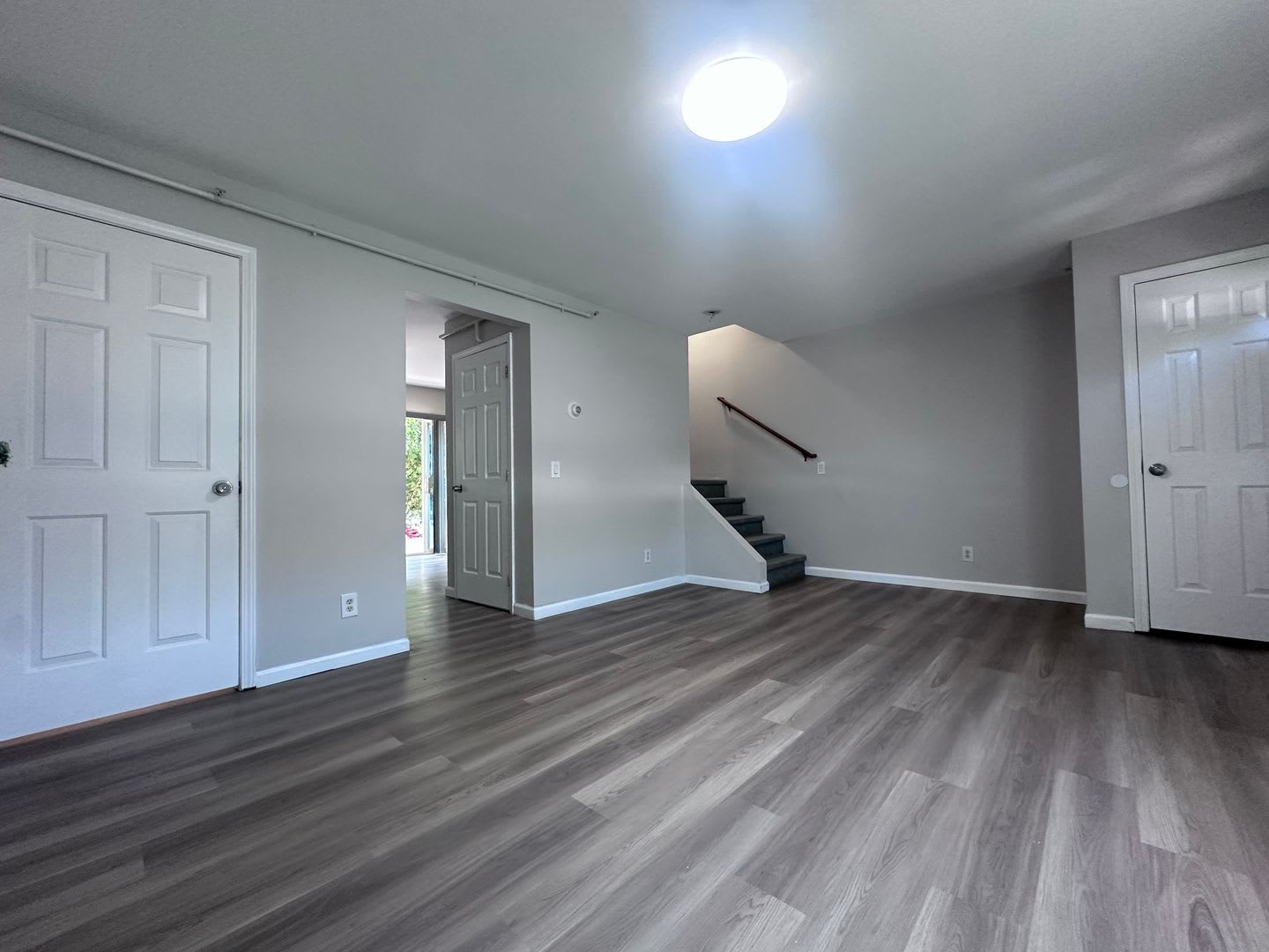 211 South Main Street Apartments – photo 1