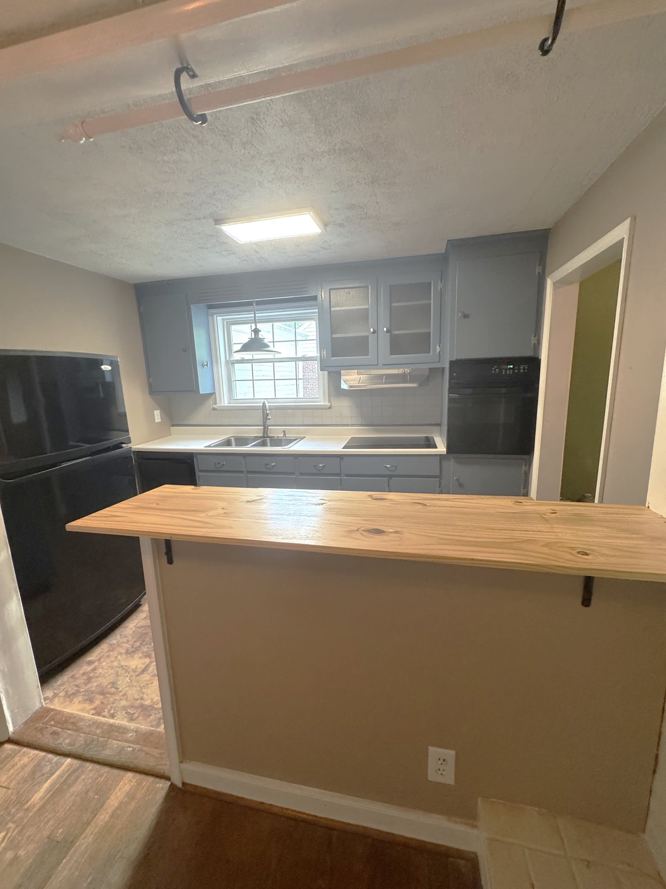 8709 Avalon Drive – photo 2