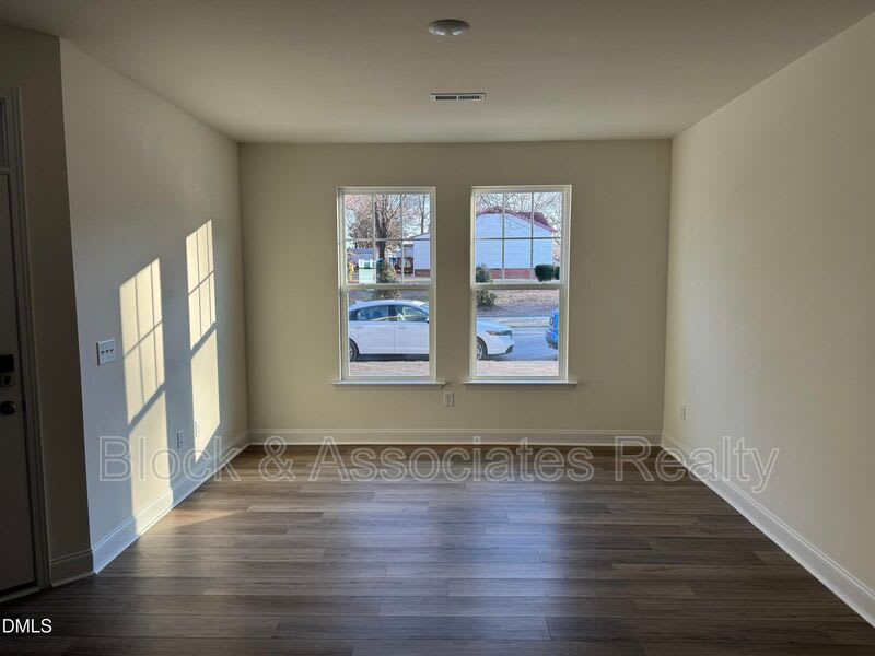 460 La Maison Ave – photo 4