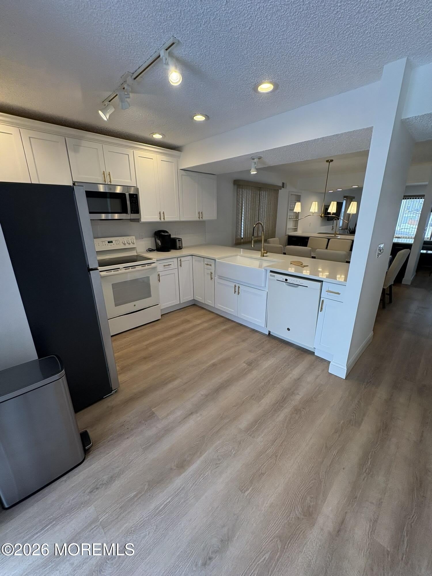 17 Brown Avenue – photo 5