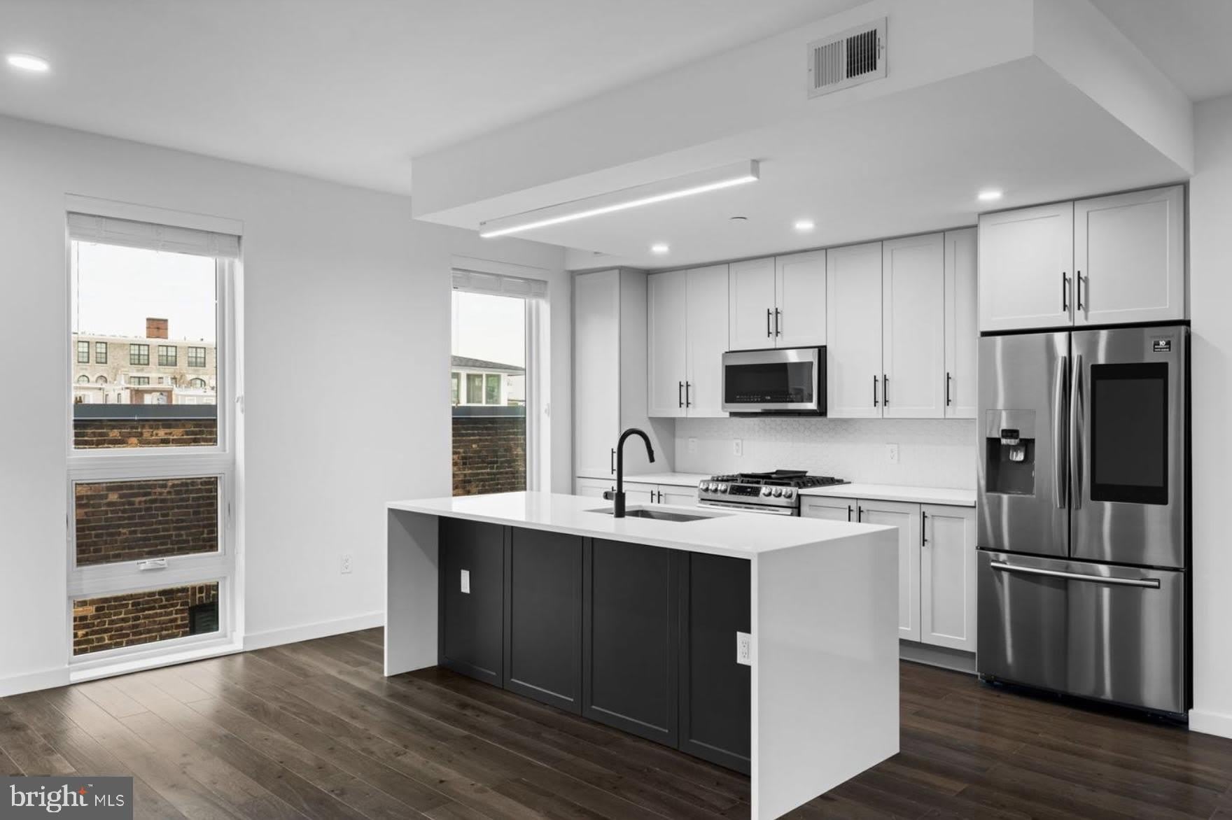 1501 N 31ST Street – photo 1