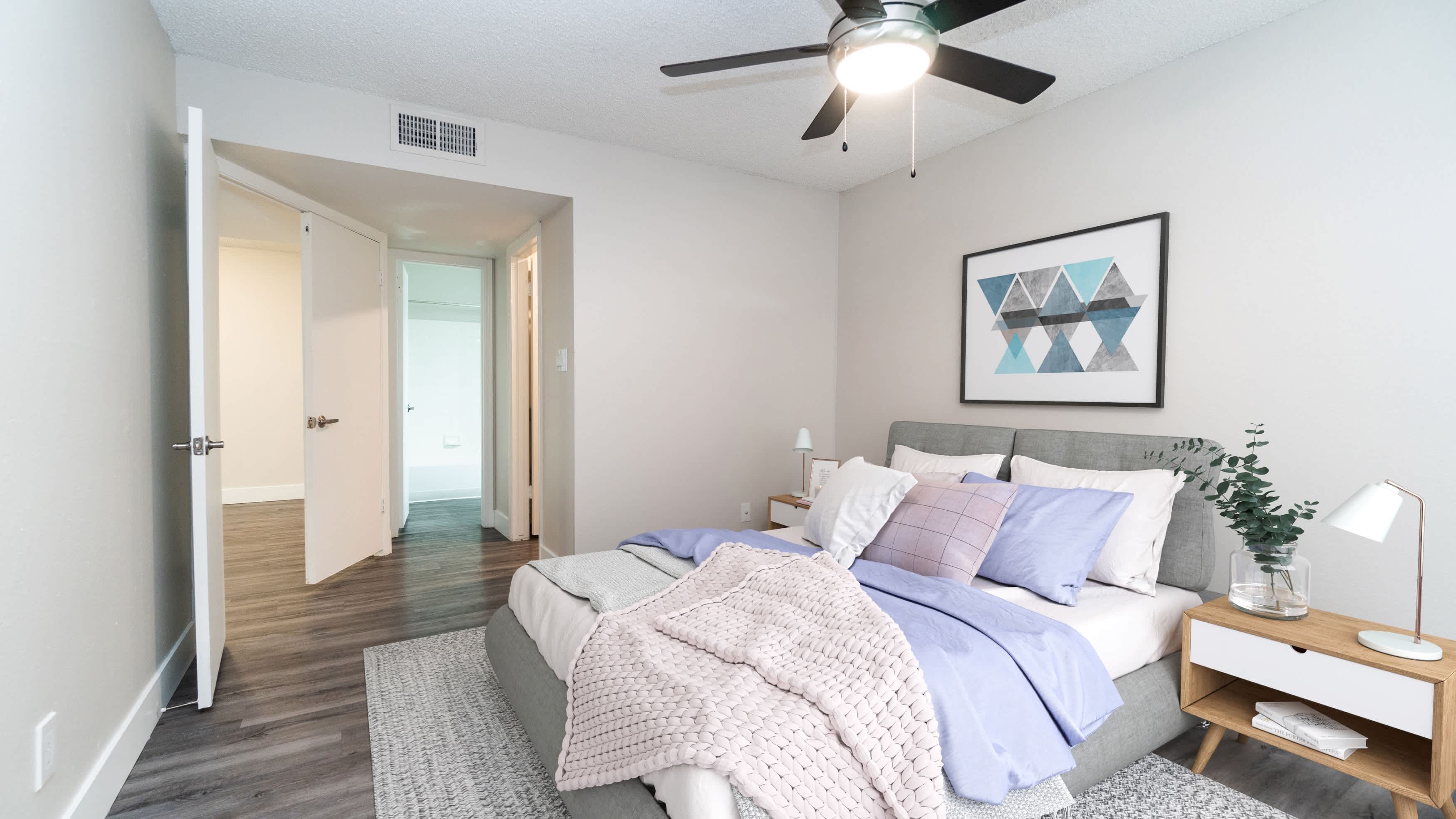 Del Sol Apartments – photo 4