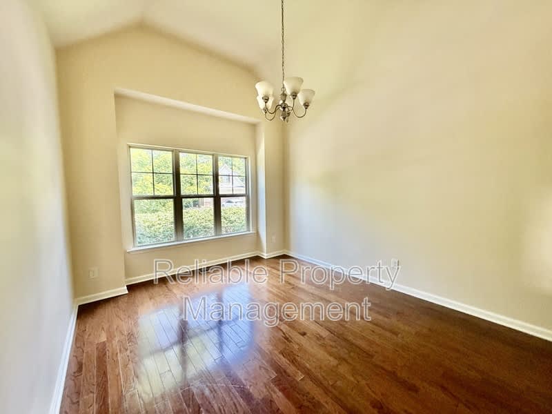 48 Salerno Dr – photo 3