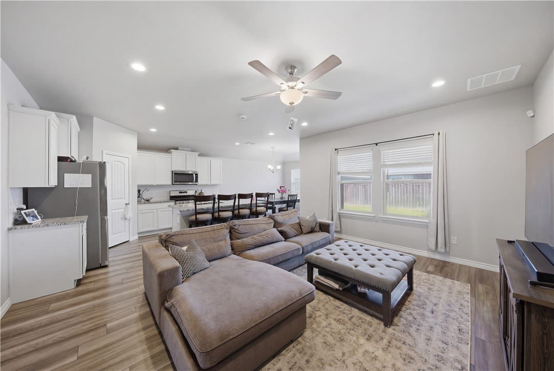 7710 Bronco Buster Drive – photo 5