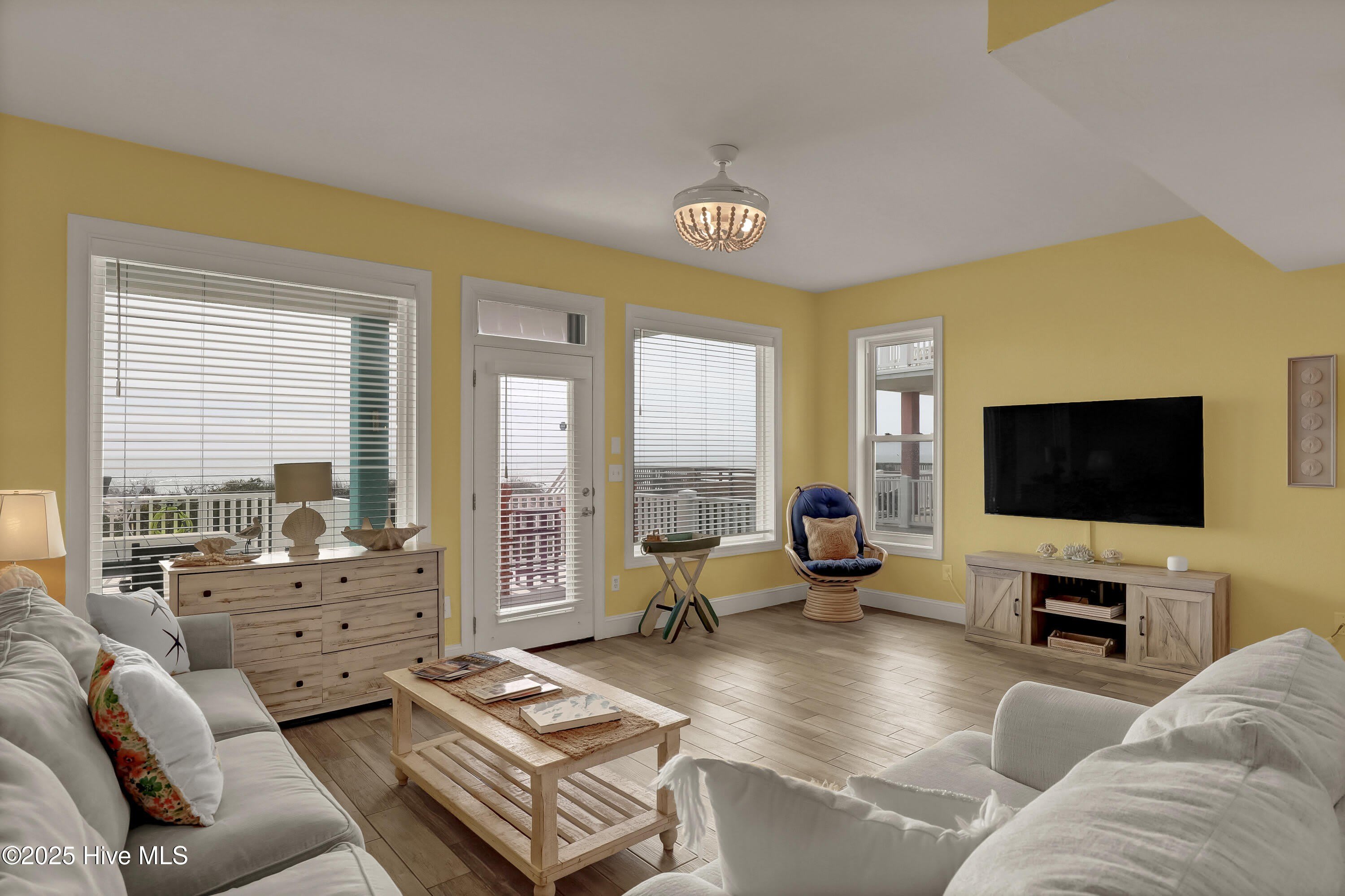 3974 Island Drive – photo 2