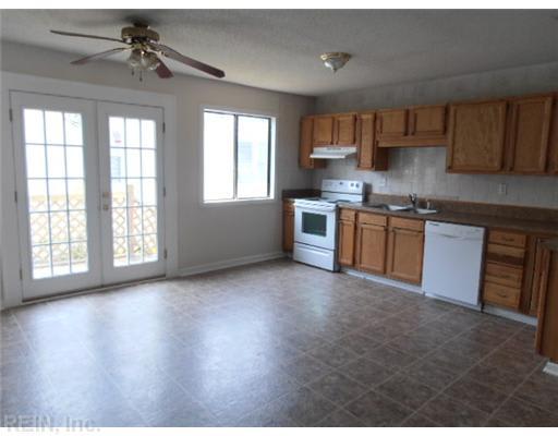 3640 Robin Hood Road – photo 4