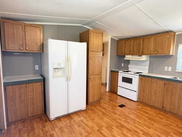 6952 Hollybrook Circle – photo 3