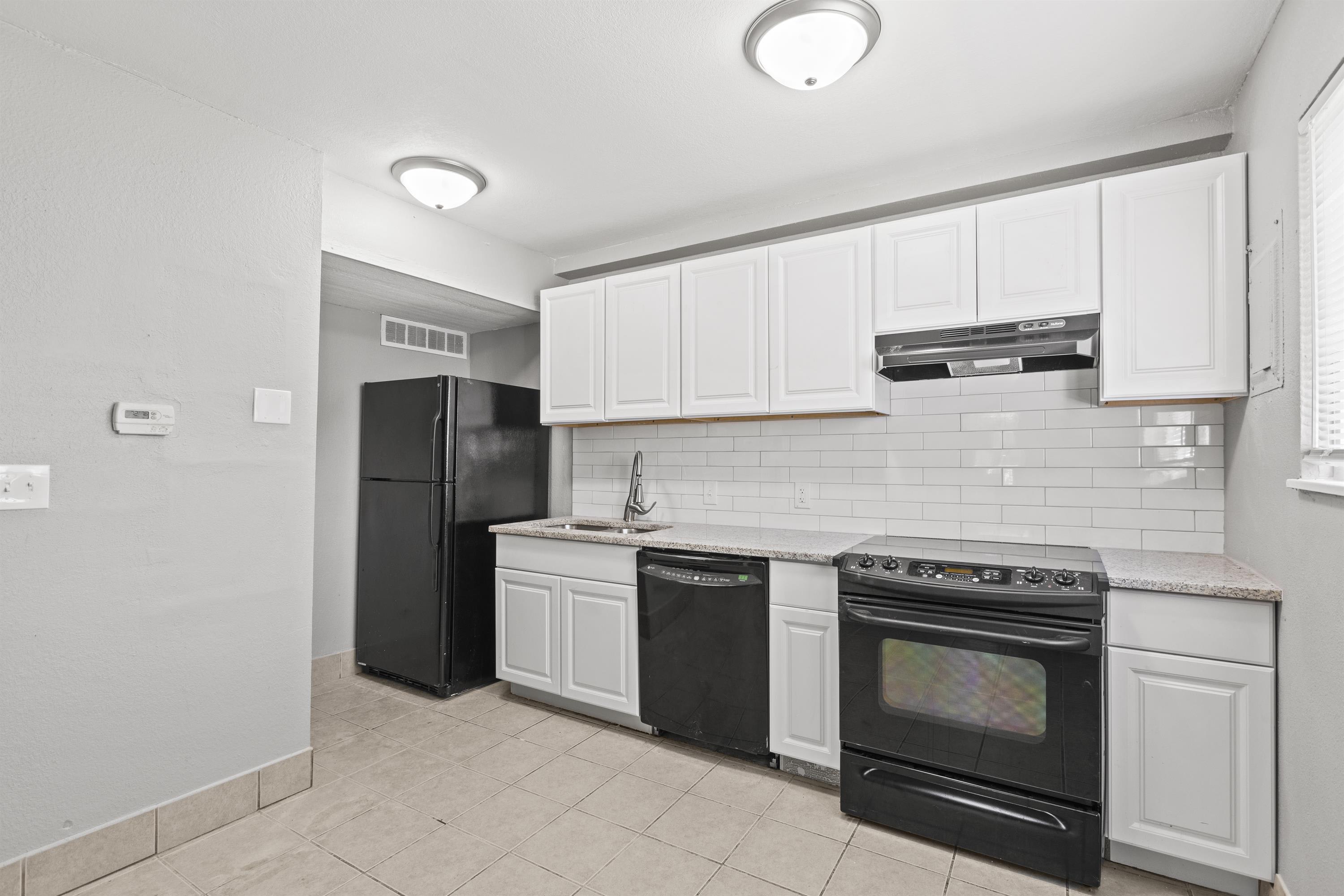 3733 Brush Creek Drive – photo 1