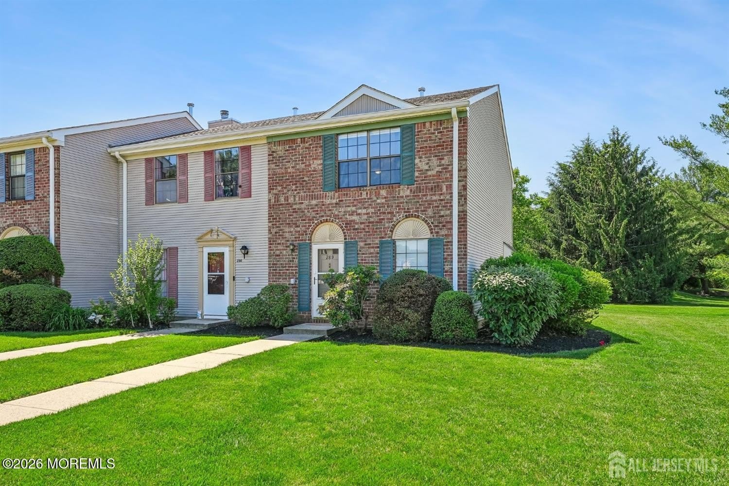 289 Bromley Place – photo 3