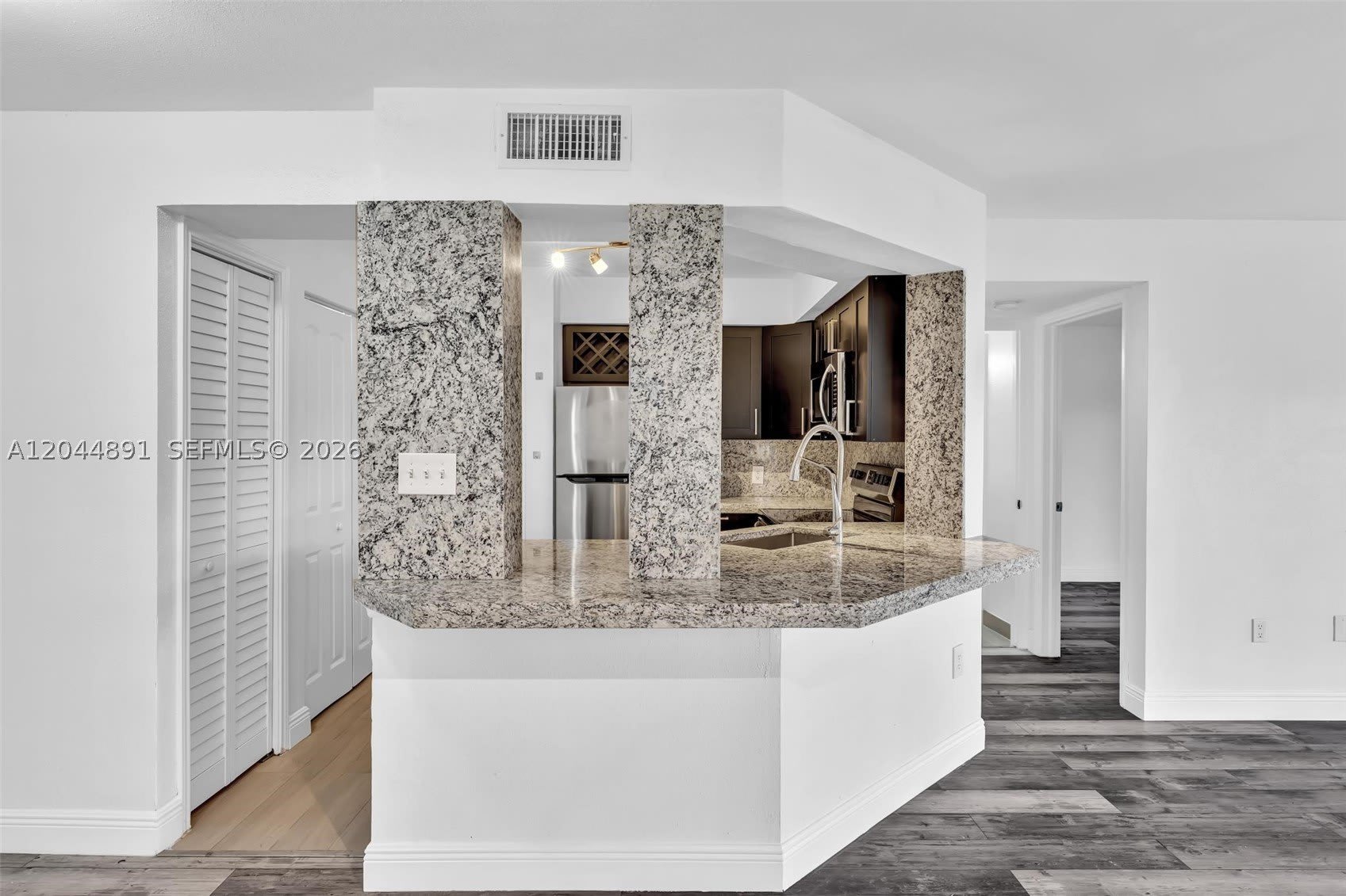 2341 Nw 33Rd St – photo 5