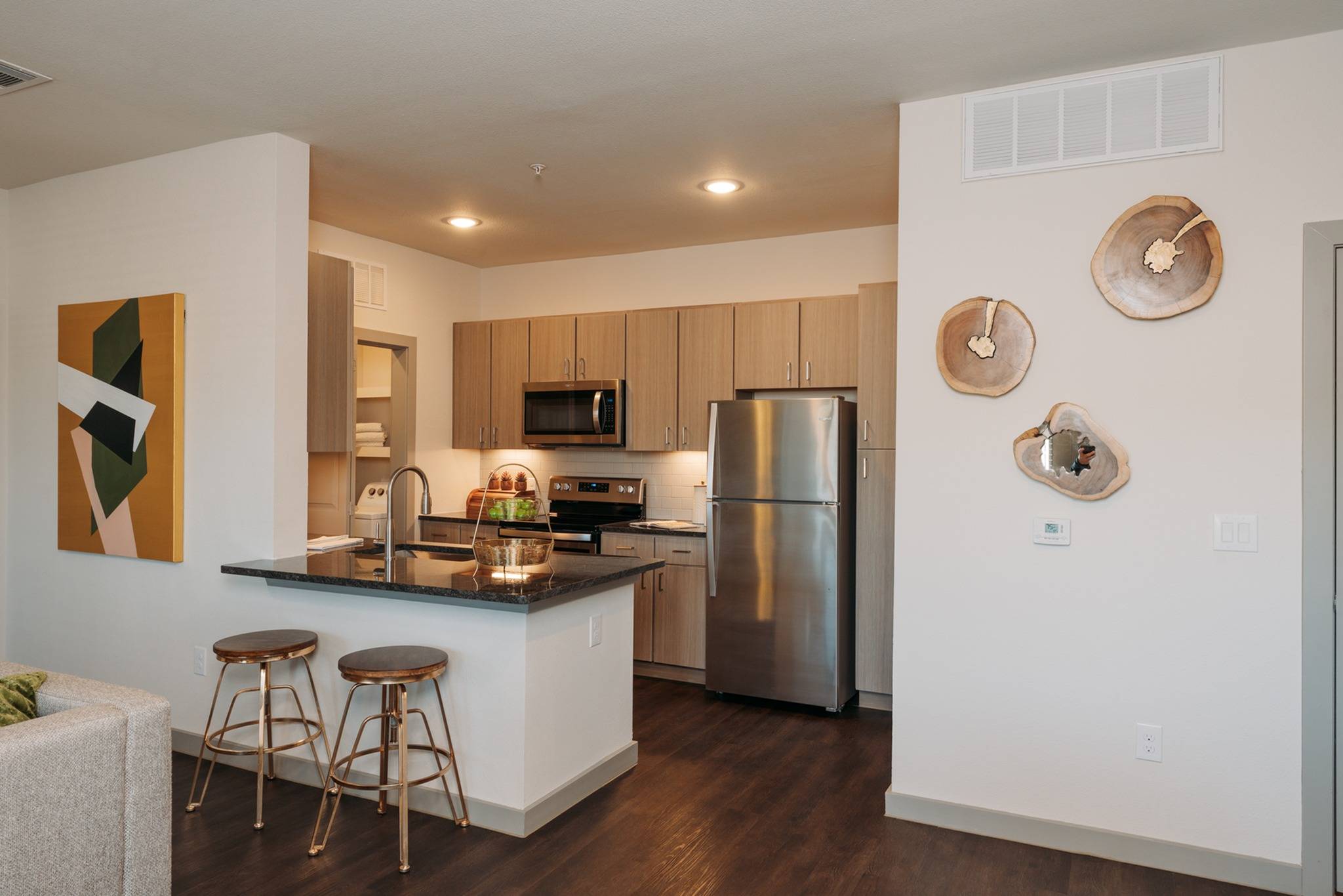 Los Robles Apartments – photo 3