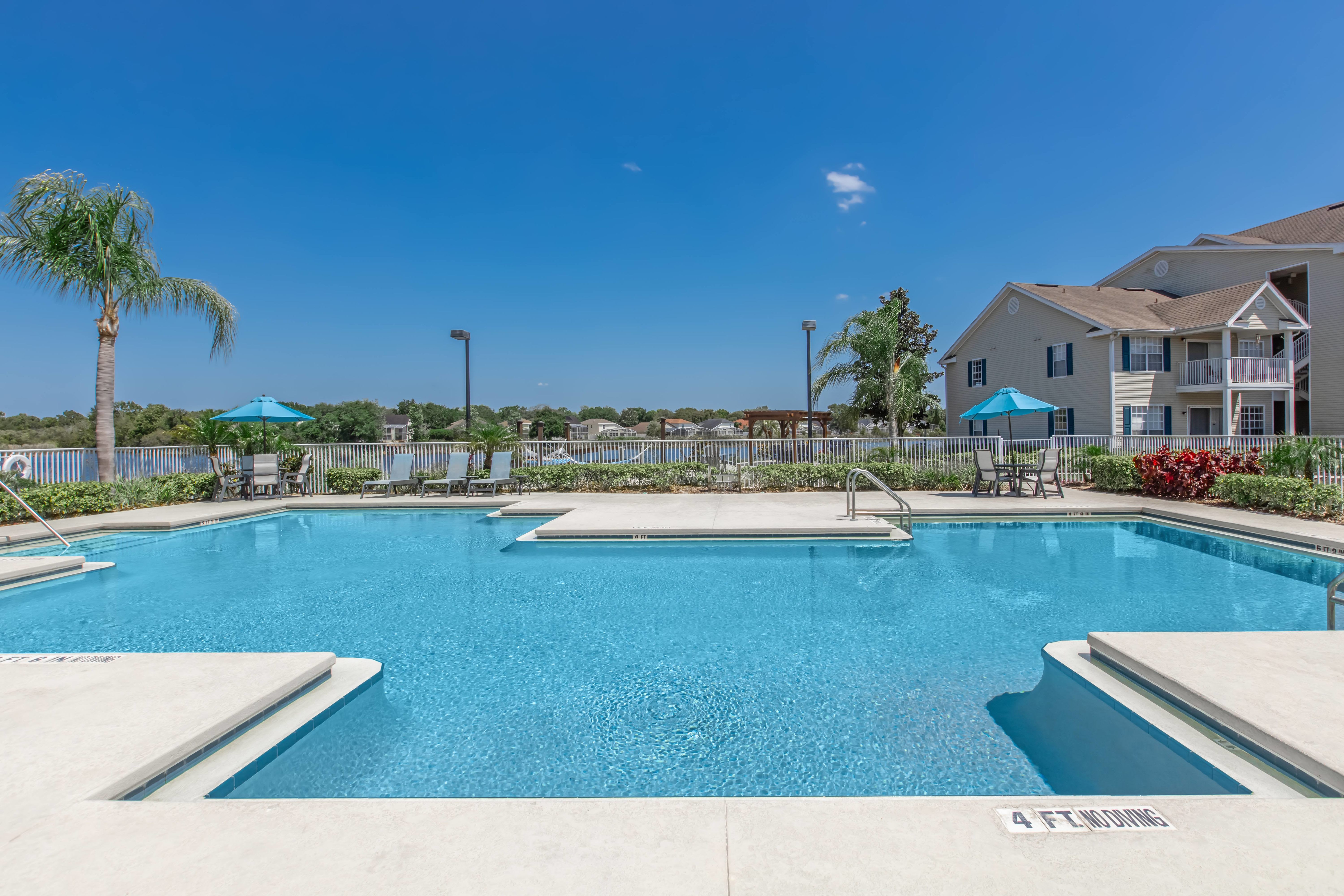 Lake House Apartments – photo 3