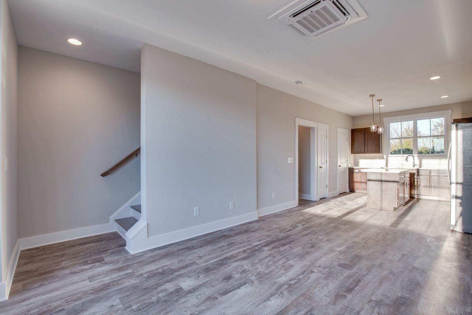 Townhome For Lease – photo 4