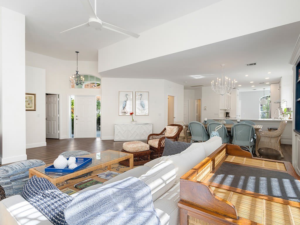 8829 Lakeside Circle – photo 4