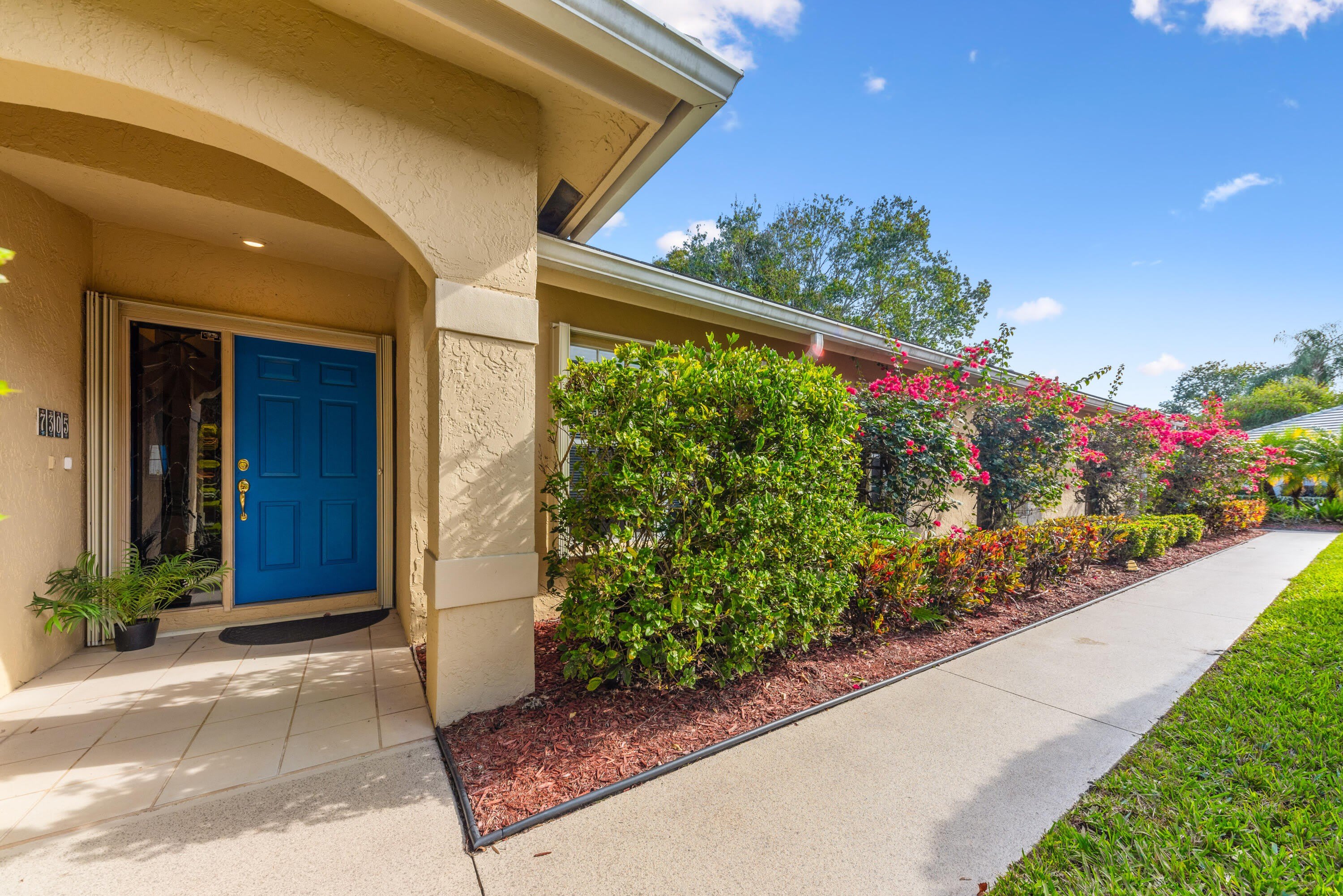 7305 Marsh Terrace – photo 2