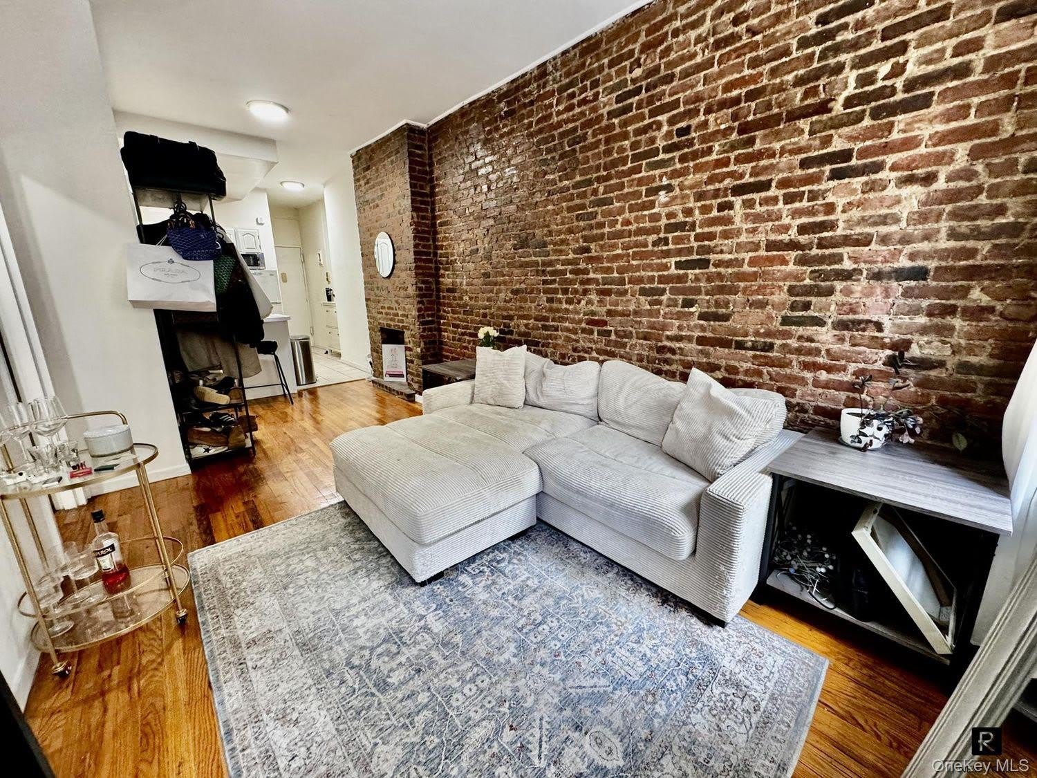 435 E 75Th Street – photo 2