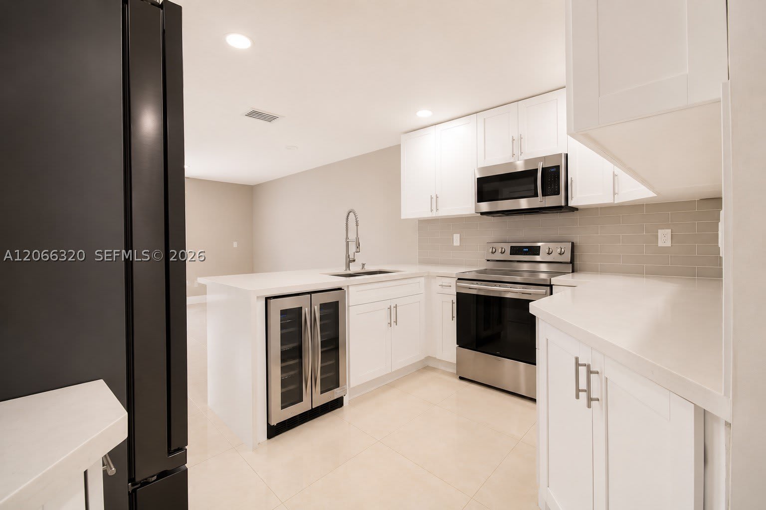 16354 SW 48th Ter – photo 4
