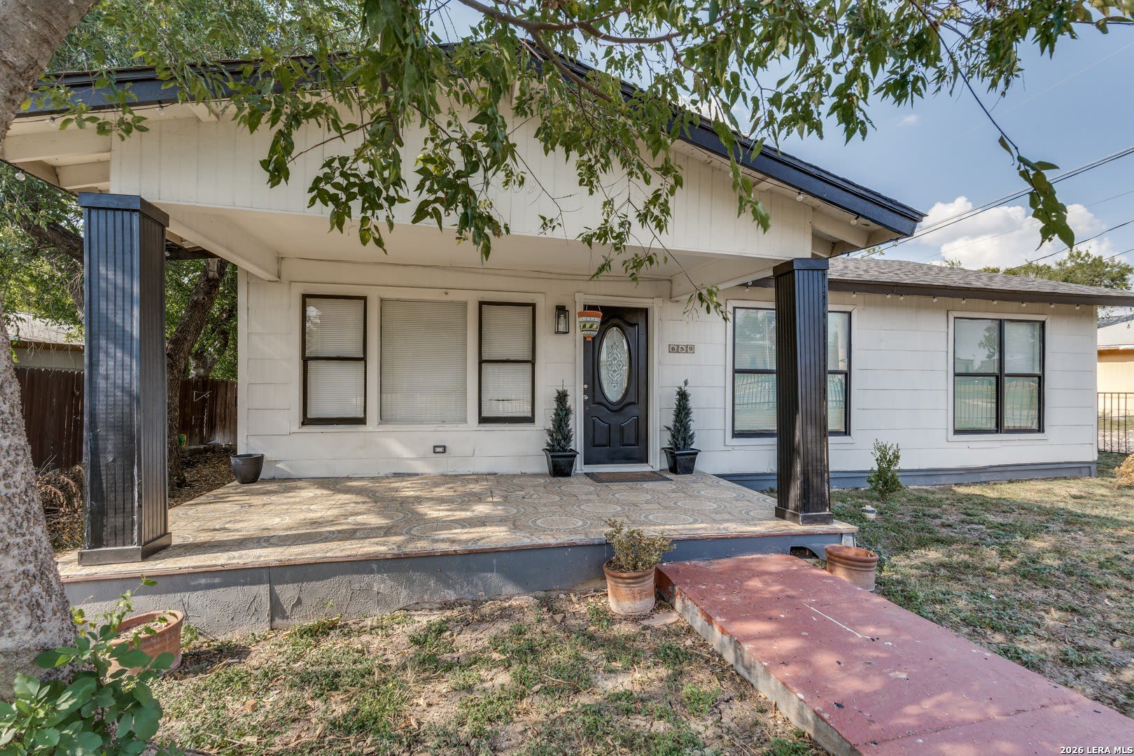 659 Hot Wells Blvd – photo 2