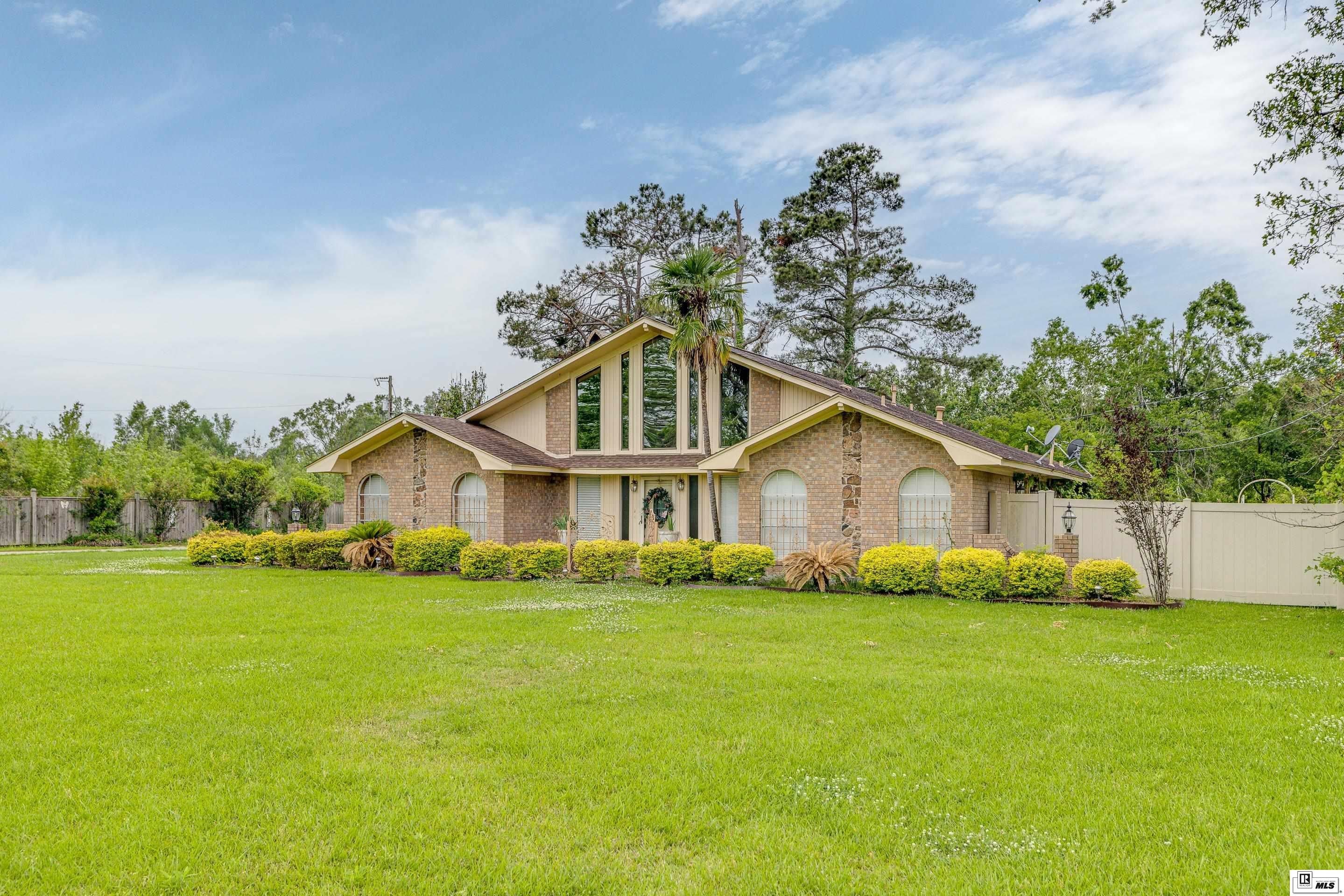 1372 PARKER ROAD – photo 3