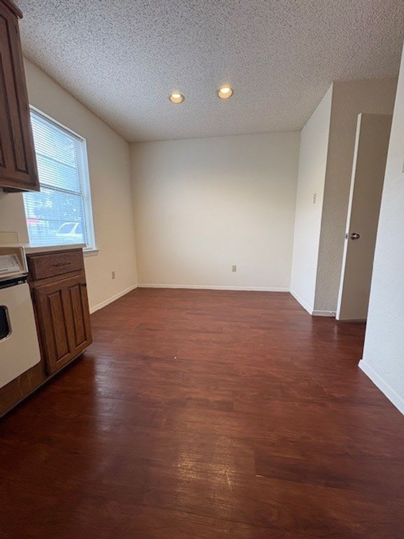 1226 Baylor Ave #119 – photo 5